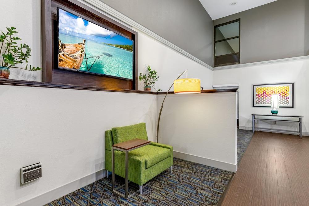 Holiday Inn Express Harlingen by IHG photo 58