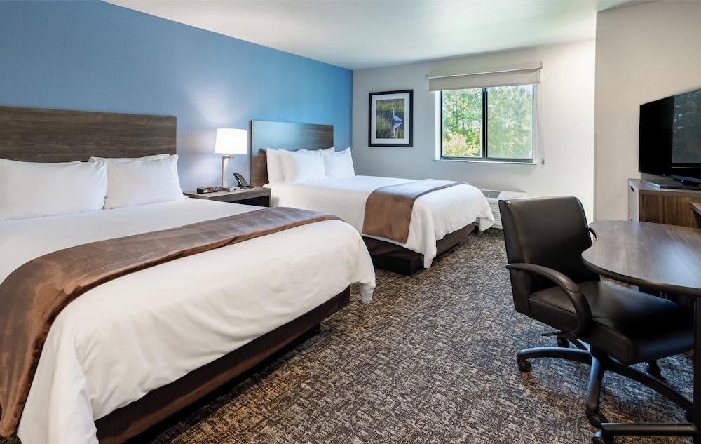 My Place Hotel-Redding CA photo 11