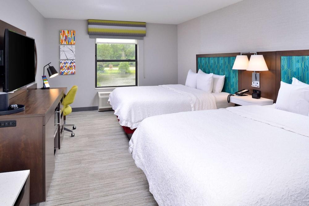 Hampton Inn LaPorte IN photo 13