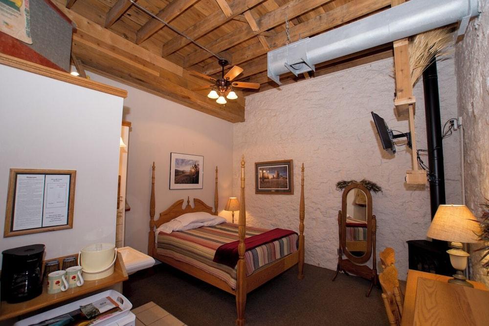 Stone Mill Hotel & Suites photo 54