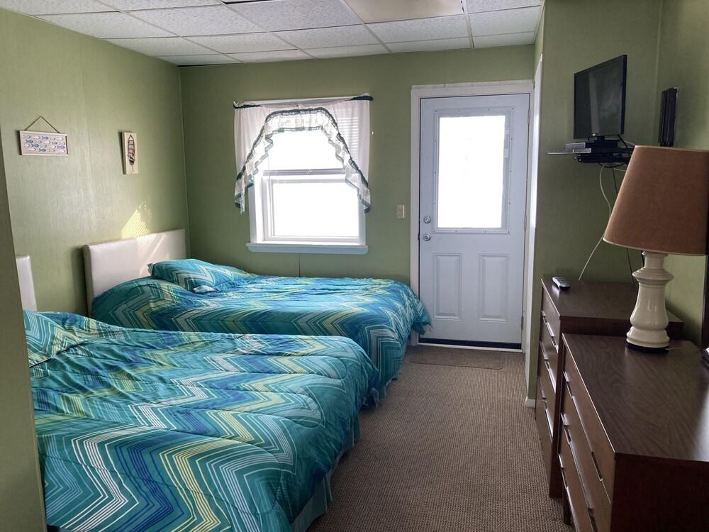 Dixon Lake Resort photo 23
