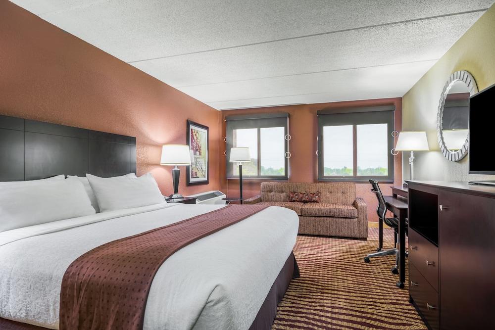 Holiday Inn Manitowoc by IHG photo 10
