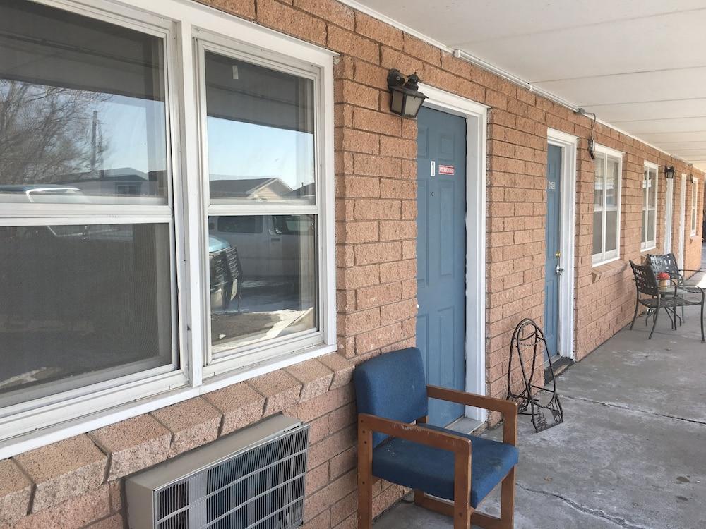 Grandma's Inn — hotel in Torrington