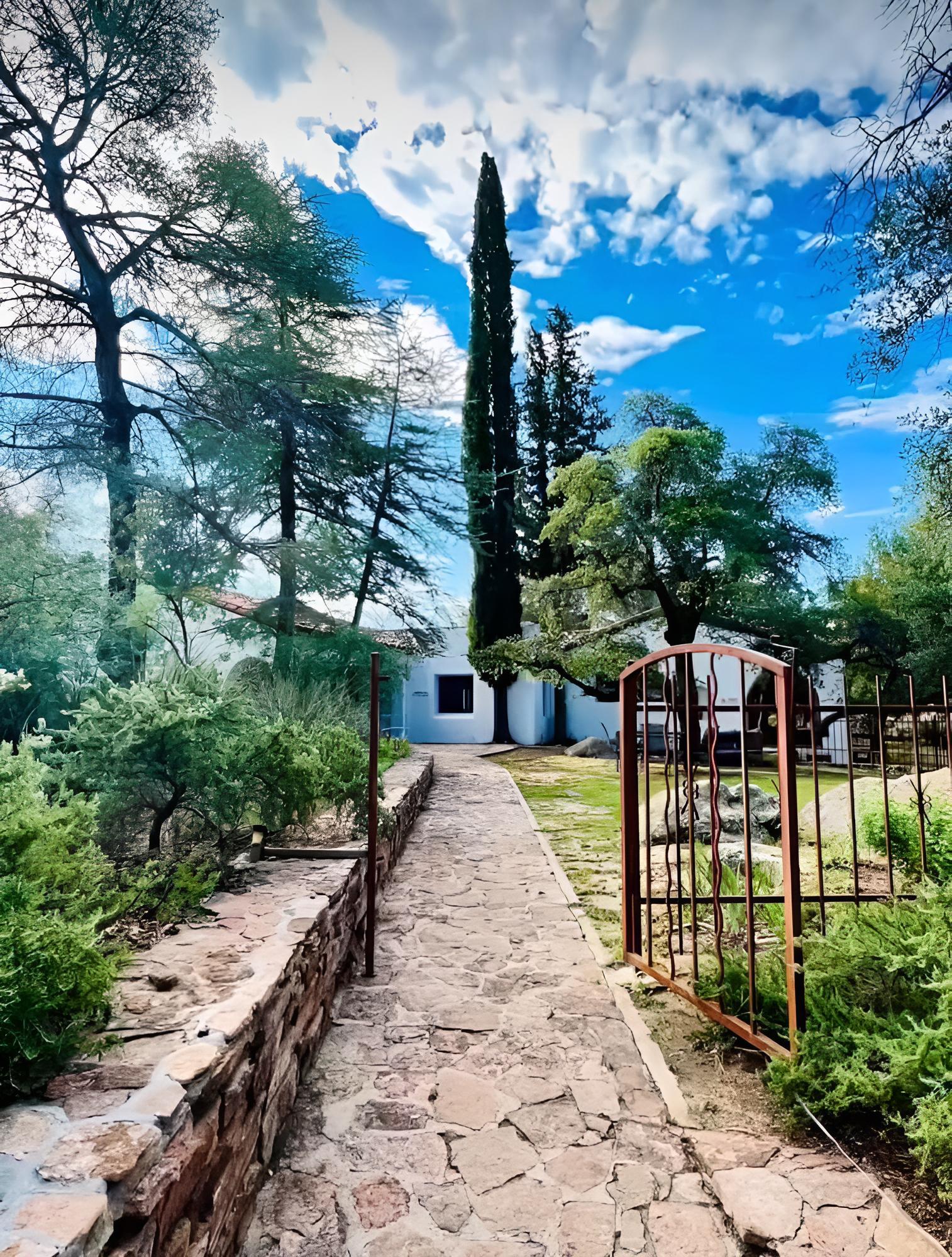 El Rancho Robles photo 71