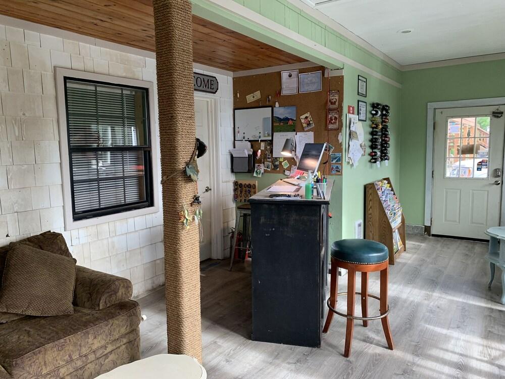South Jetty Inn photo 2