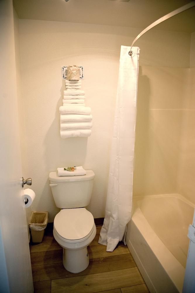 The Virginian Motel photo 18
