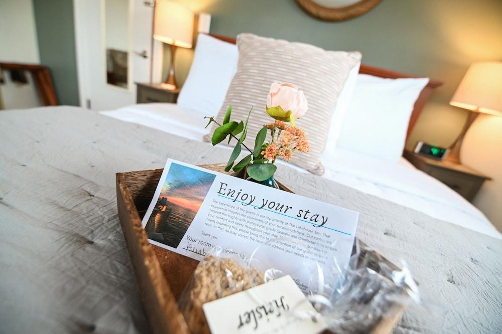 The Lakehouse Inn photo 35