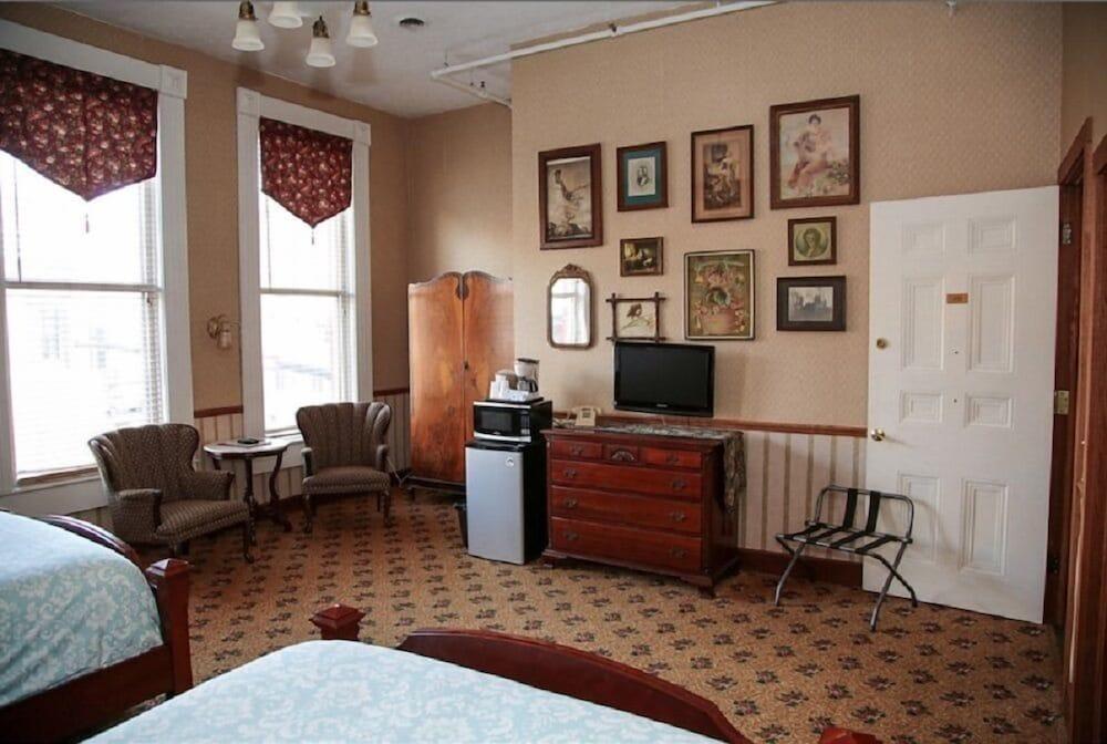 Hotel Millersburg photo 11