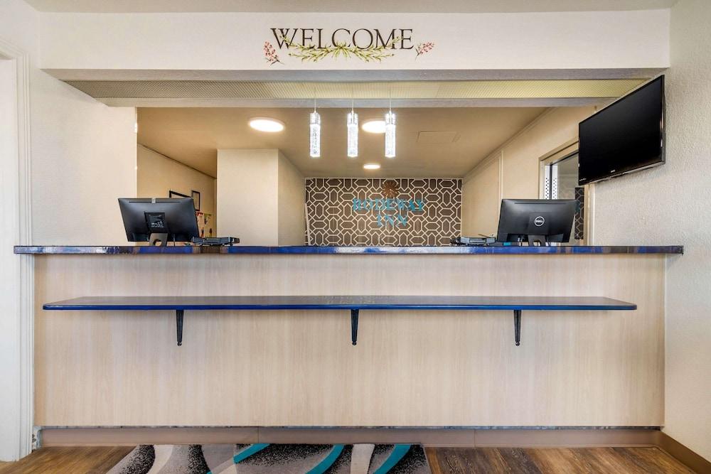 Rodeway Inn photo 4