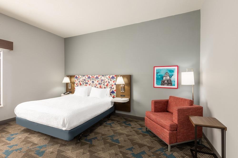 Hampton Inn Belle Vernon photo 45
