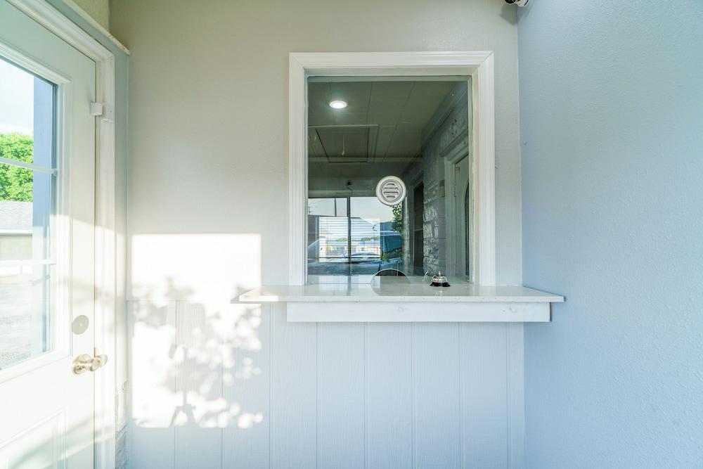 Royal Inn by OYO photo 27