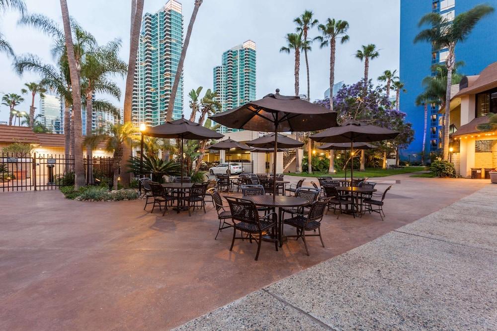 Wyndham San Diego Bayside photo 62