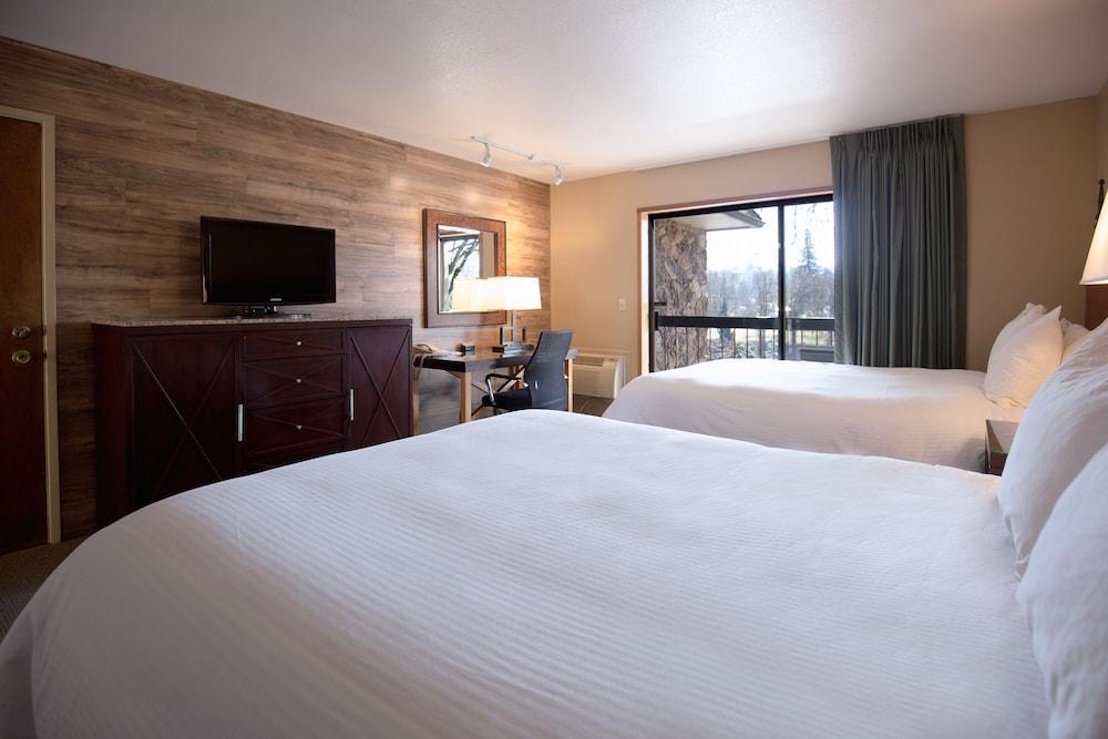 Riverside Inn photo 14