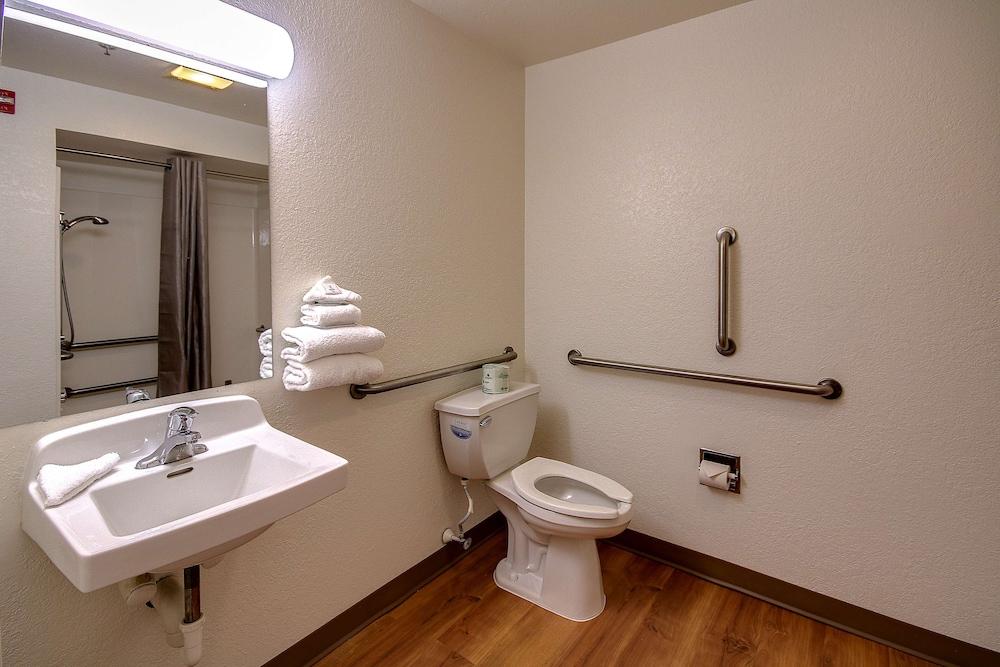 Motel 6 King Of Prussia, PA - Philadelphia photo 26
