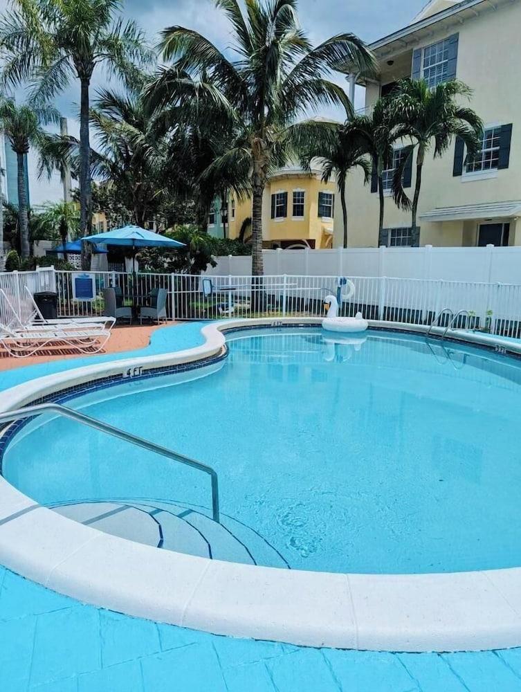 Seacrest Villas photo 13