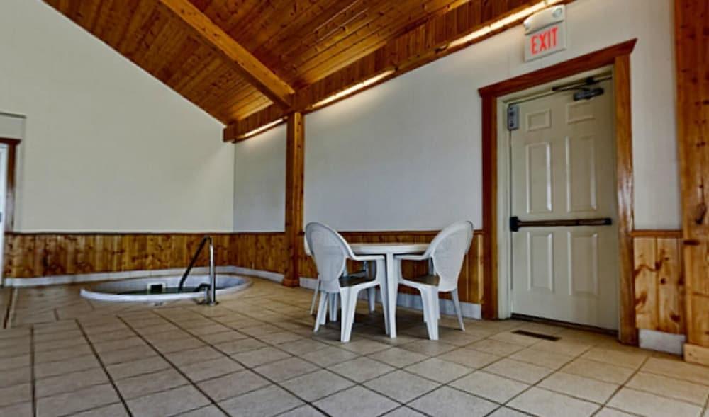 Home Suites photo 17