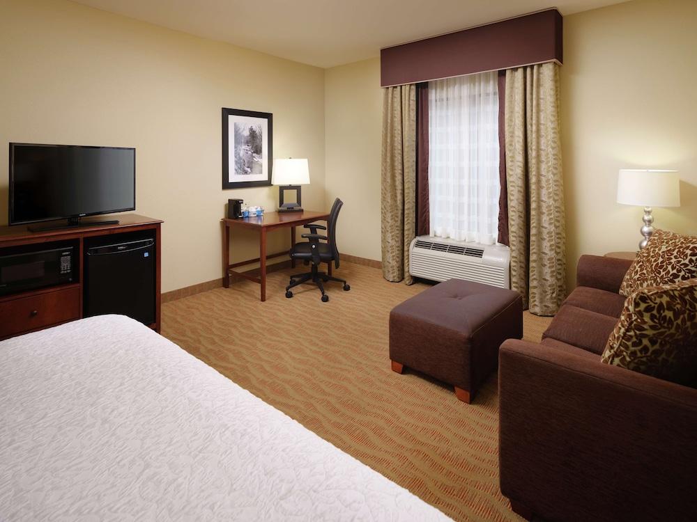 Hampton Inn Cleveland, TN photo 4