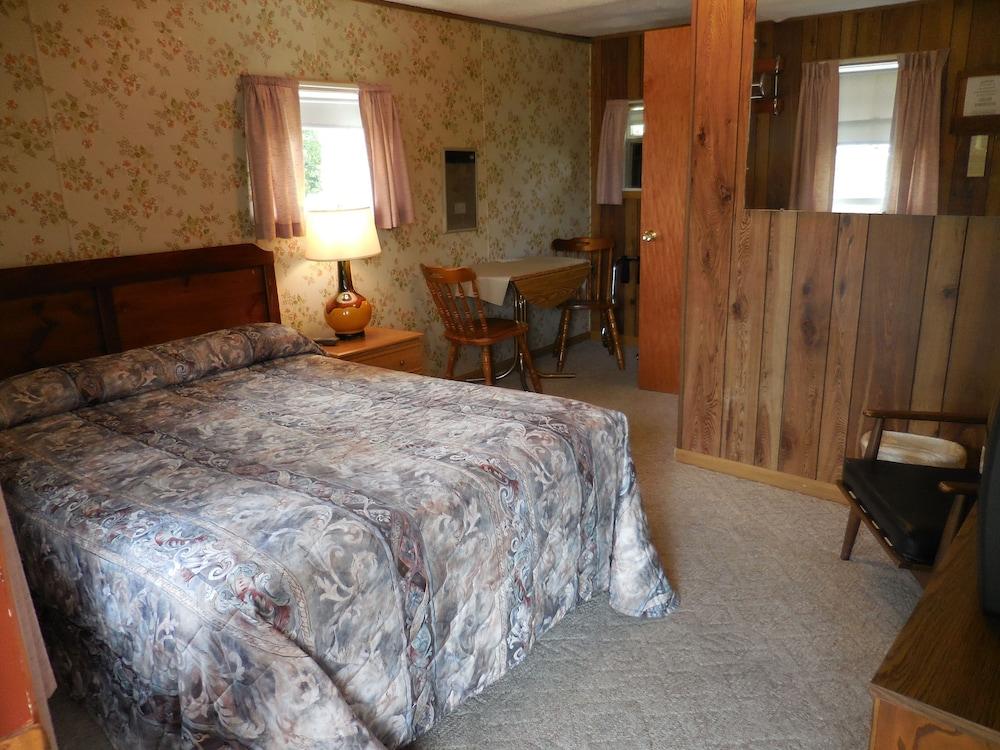 Acadia Gateway Motel photo 27