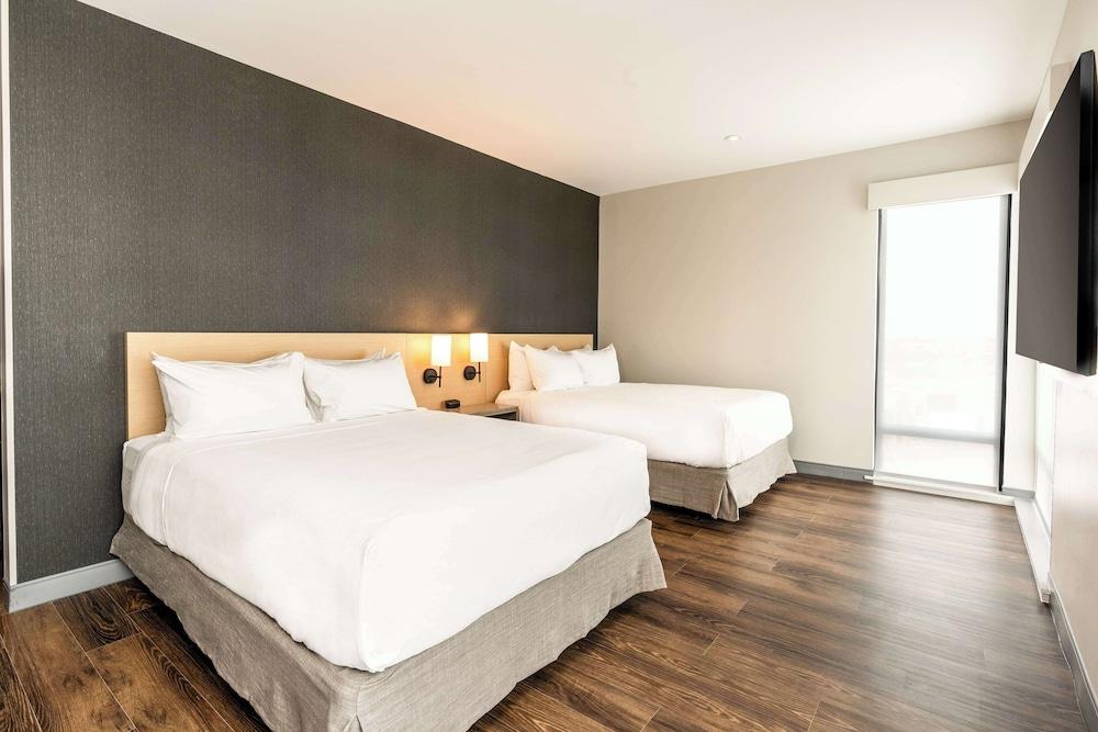 Hyatt Place Eagle Pass photo 11