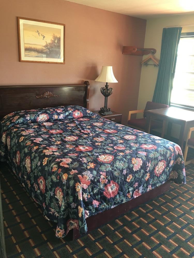 Best Value Inn Motel Sandusky photo 28