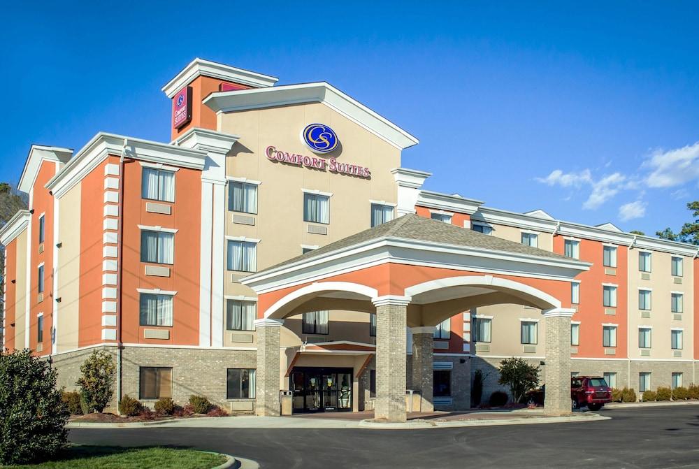 Comfort Suites Sanford photo 29