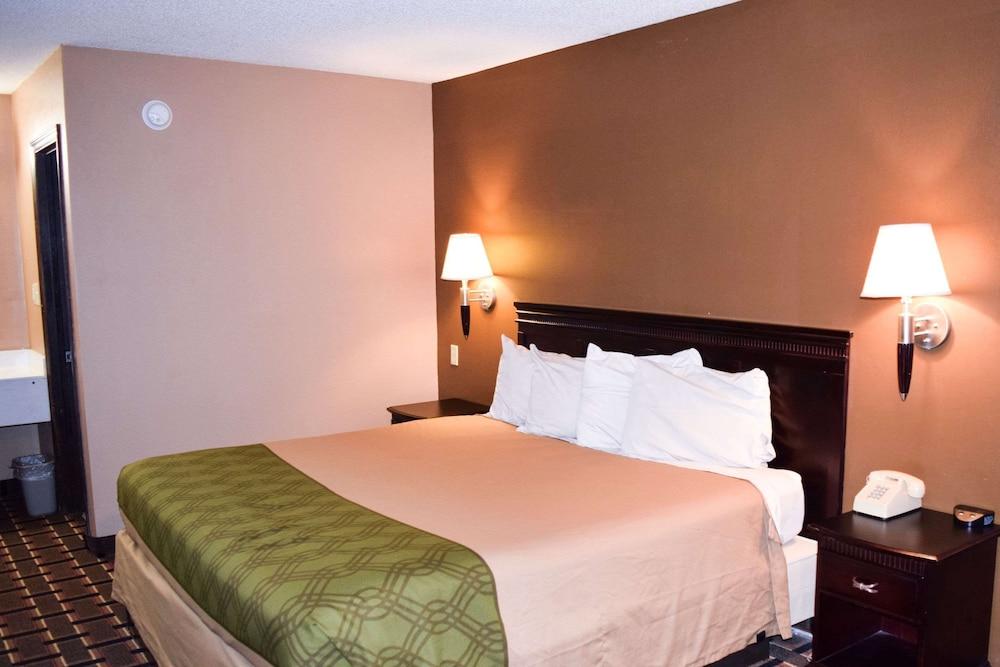 RICHBURG INN photo 9