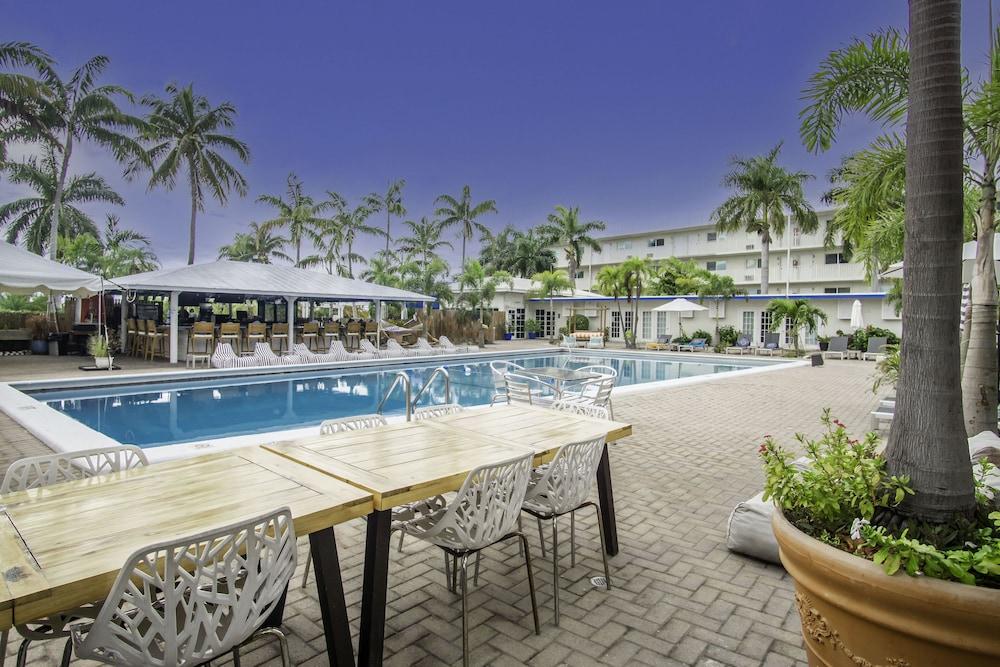 Skipjack Resort & Marina photo 100