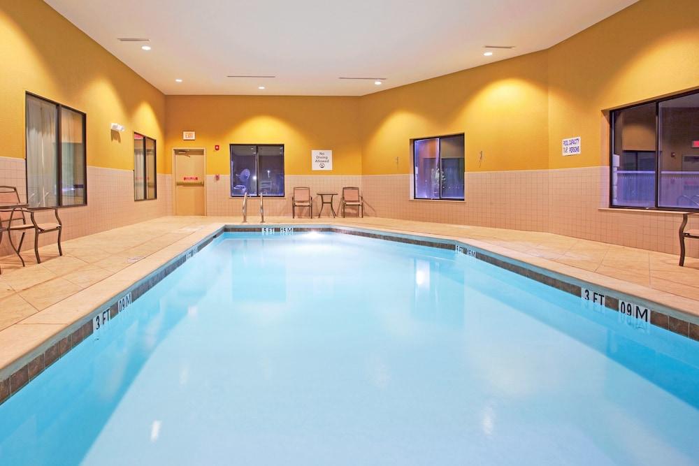 Holiday Inn Express Amarillo South by IHG photo 15