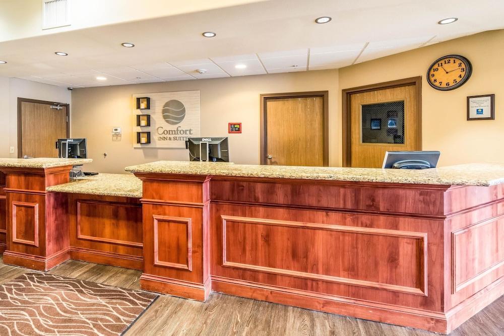 Comfort Inn & Suites Rifle photo 25