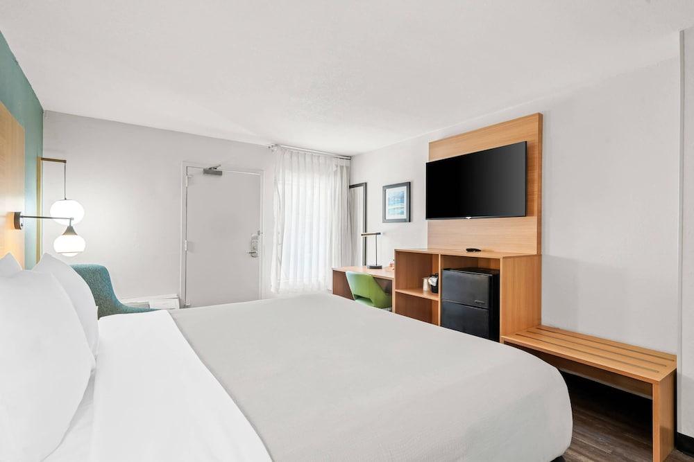 Quality Inn Orlando Near International Drive photo 56