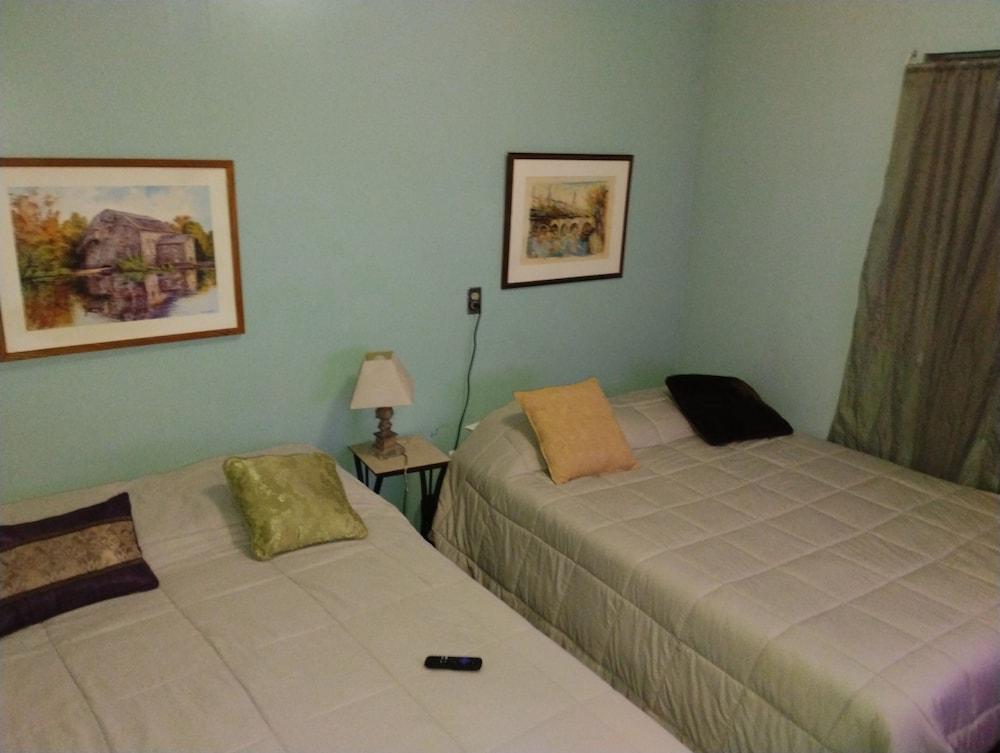 BV MOTEL photo 14