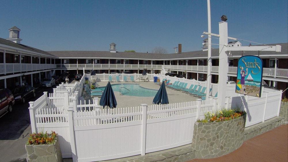 Sands by the Sea Motel photo 59