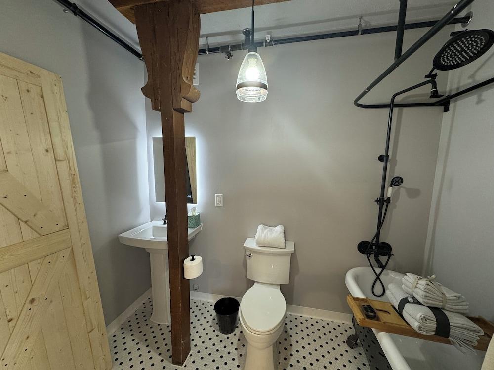 St James Hotel photo 22