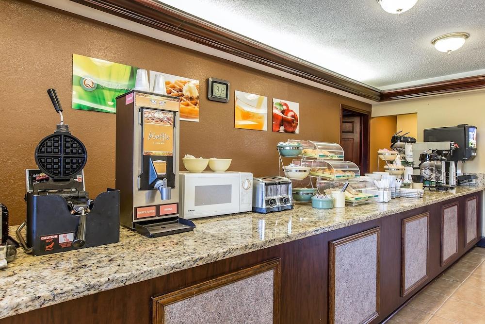Quality Inn & Suites Macon North photo 28
