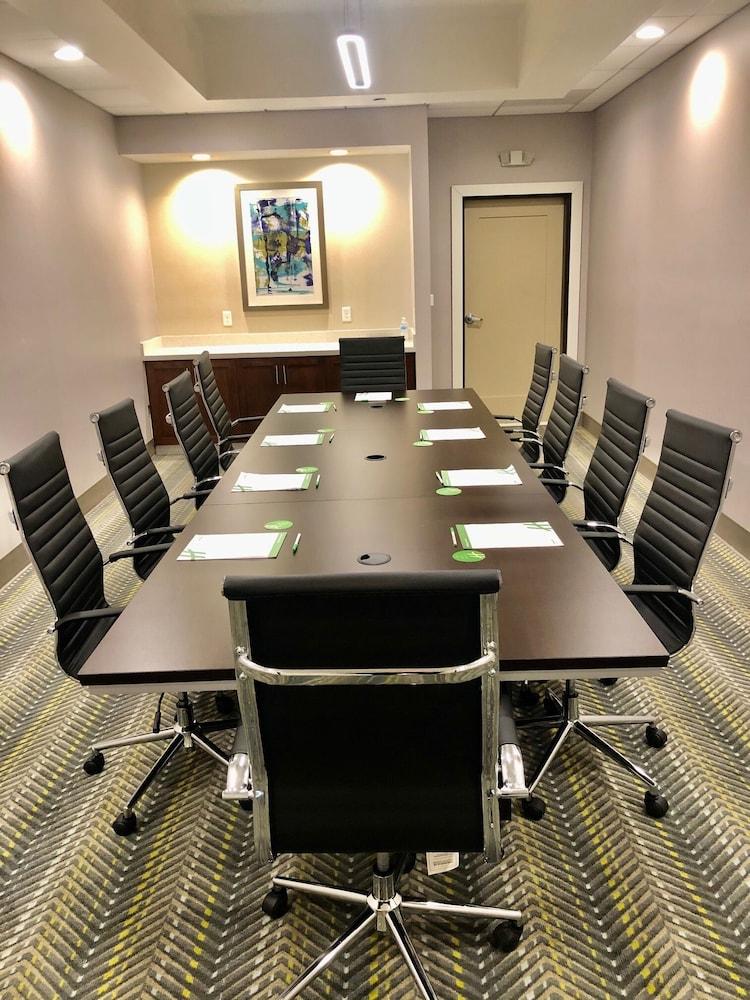 Holiday Inn & Suites Houston NW - Willowbrook by IHG photo 50