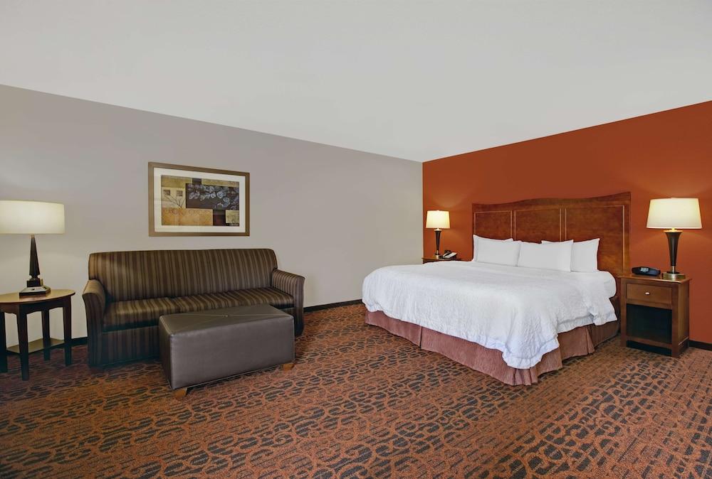 Hampton Inn Ft. Wayne-Southwest photo 9