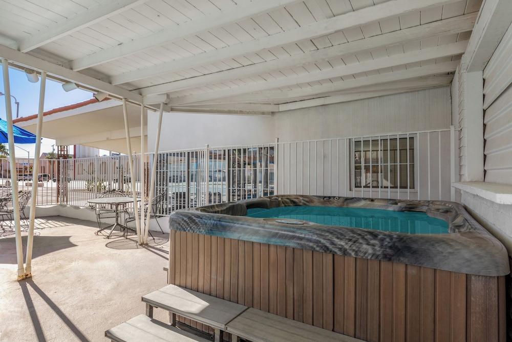 Historic Coronado Motor Hotel by OYO photo 32