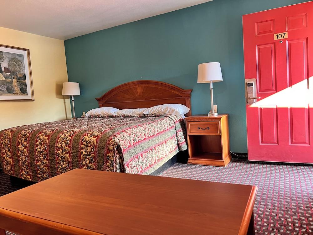 Economy Inn Express photo 17