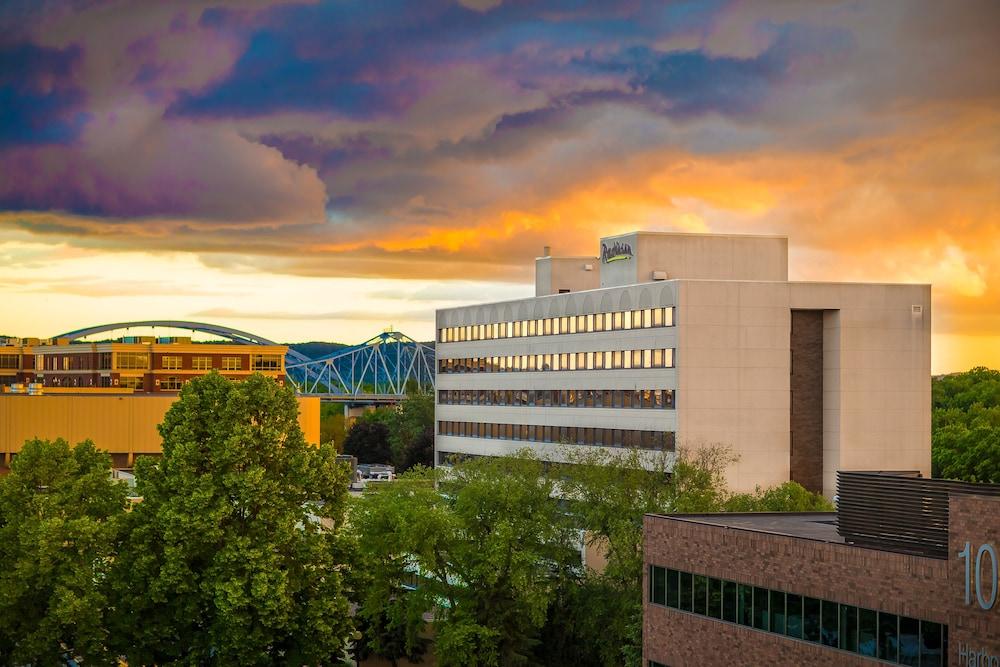 Radisson Hotel La Crosse photo 34