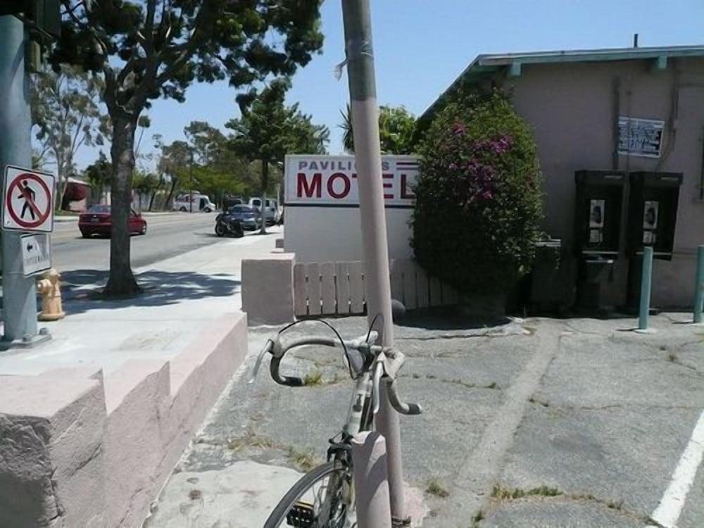 Pavilions Motel photo 5