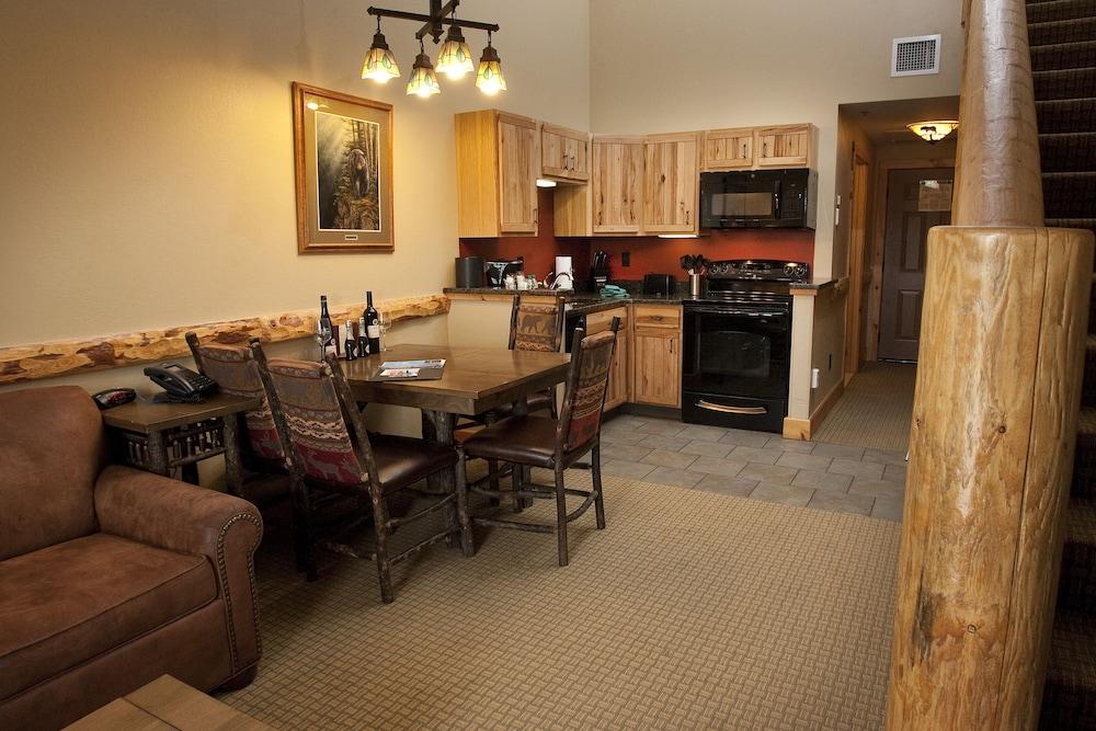 Hope Lake Lodge & Indoor Waterpark photo 15