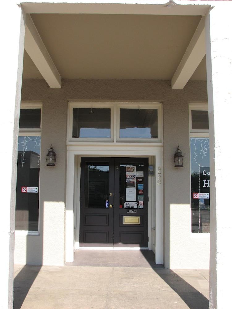 Cottonwood Hotel photo 17