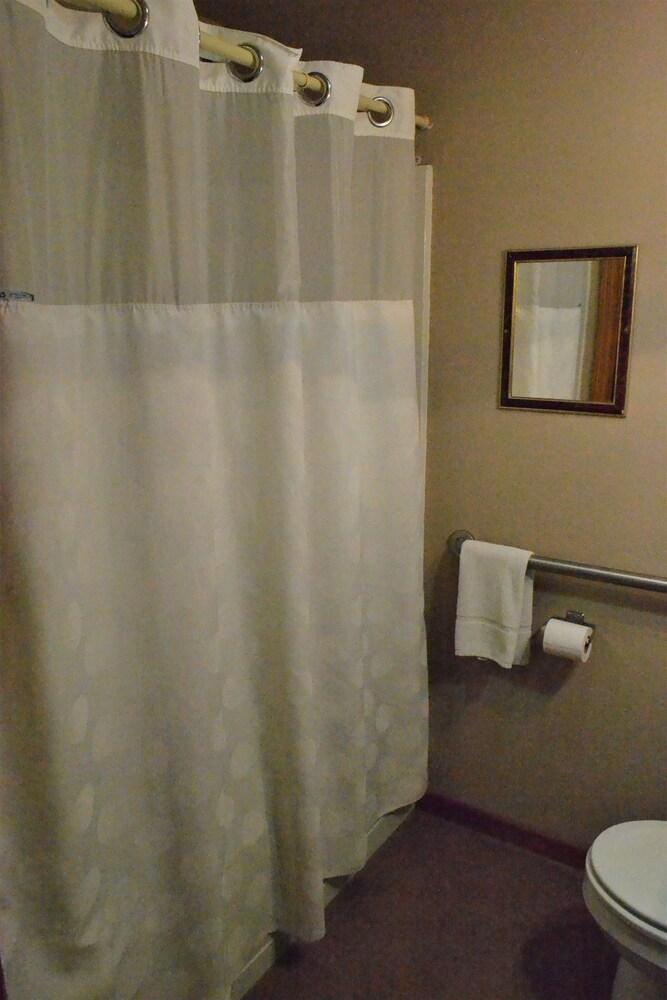 Innkeeper Motel photo 44