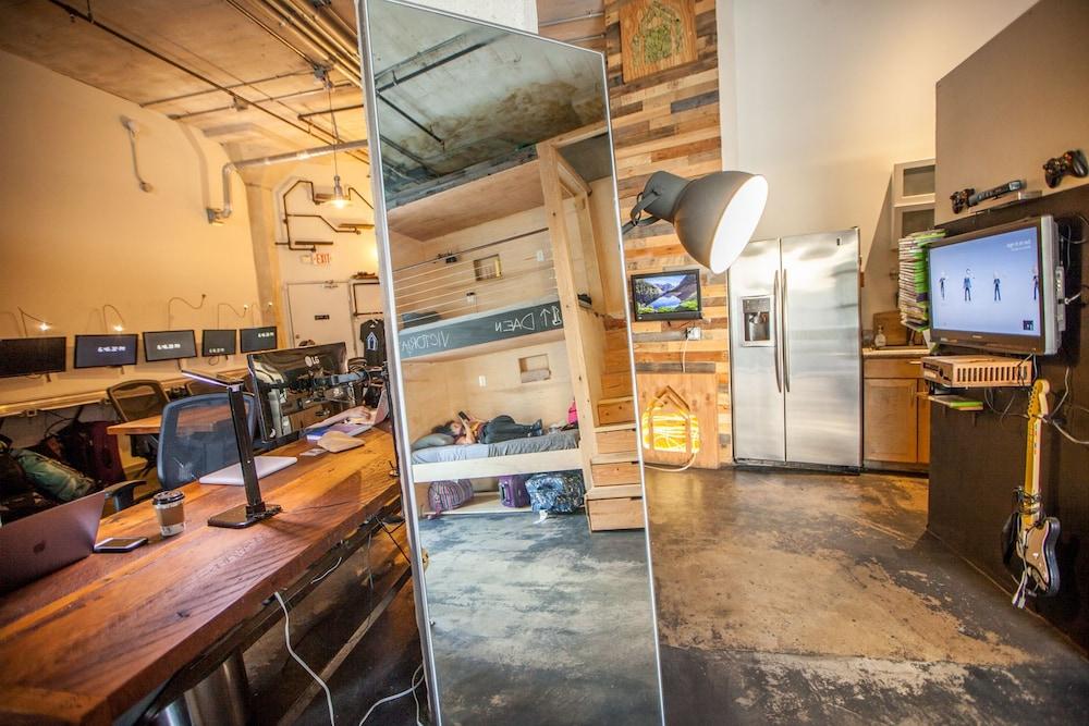 PodShare - Hostel photo 2