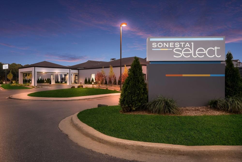 Sonesta Select Detroit Auburn Hills photo 43
