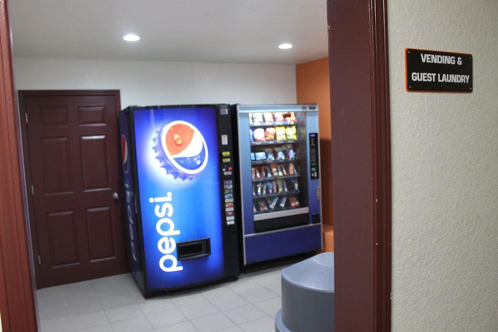 Quality Inn Ponca City photo 12
