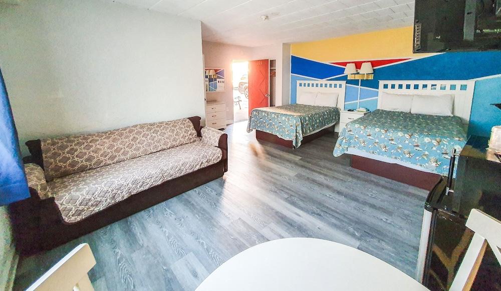 The Coral Sands Motel photo 13