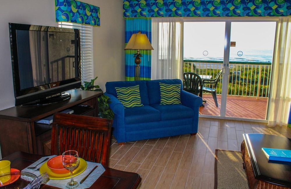 The Resort on Cocoa Beach photo 11