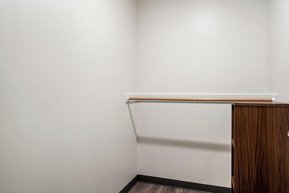 Everhome Suites Rochester Greece photo 63