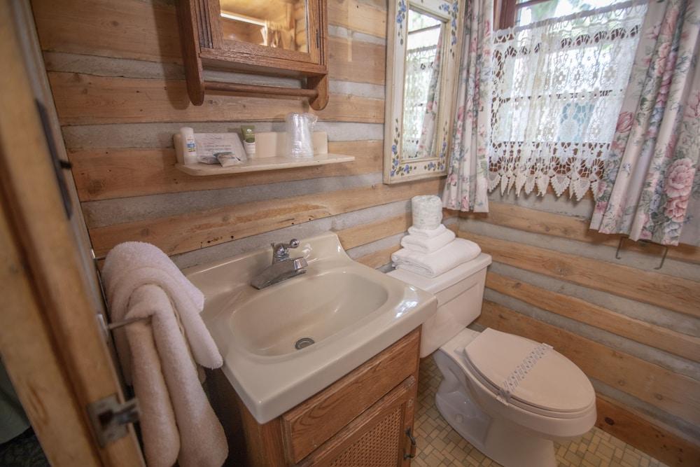 Ridges Inn & Suites photo 10